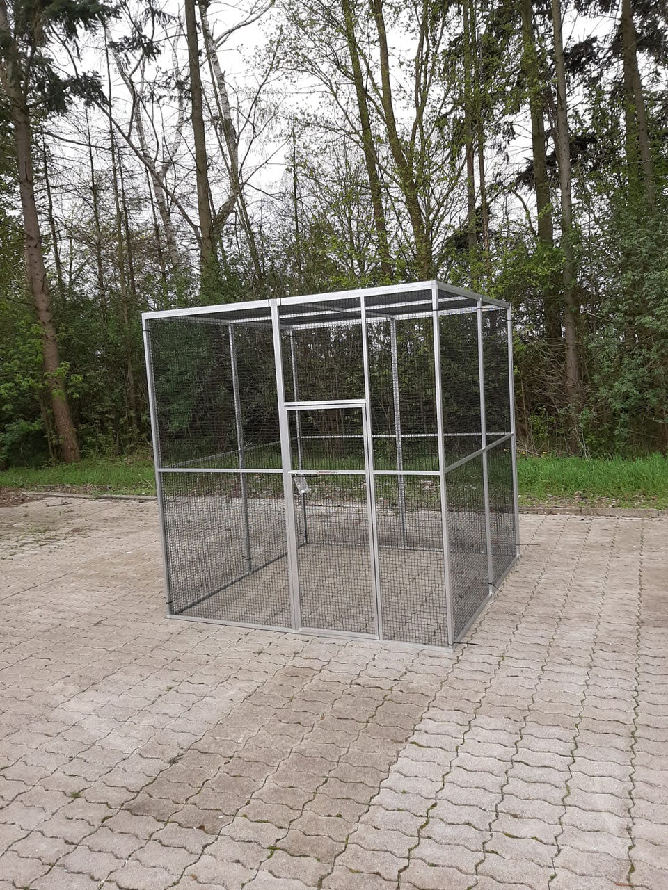 Grundmodell 200 x 204,8 cm – Höhe 207,2 cm
